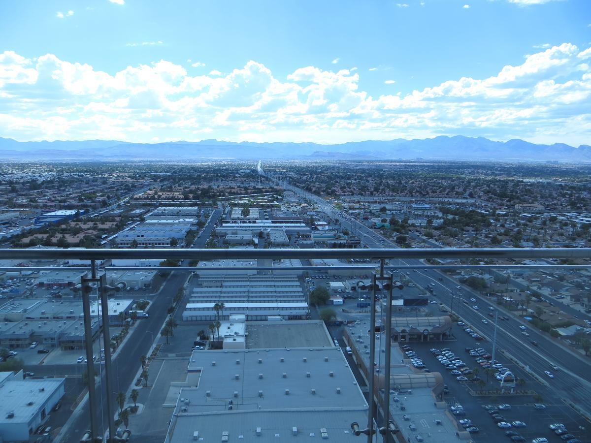 Palms Place 33Rd Floor With Mountains Views Las Vegas Exterior photo